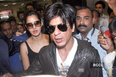 SRK, Kat return from London