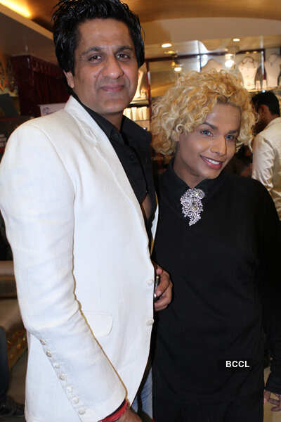 Kunal Khemu @ Sachin Hair Carnival