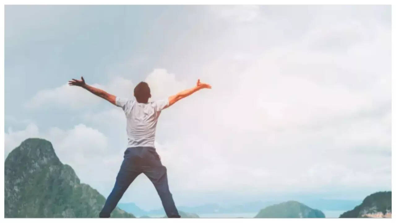 वायरल ‘3×3’ फिटनेस नियम कैसे वजन कम करने, मांसपेशियों के निर्माण और… में मदद कर सकता है