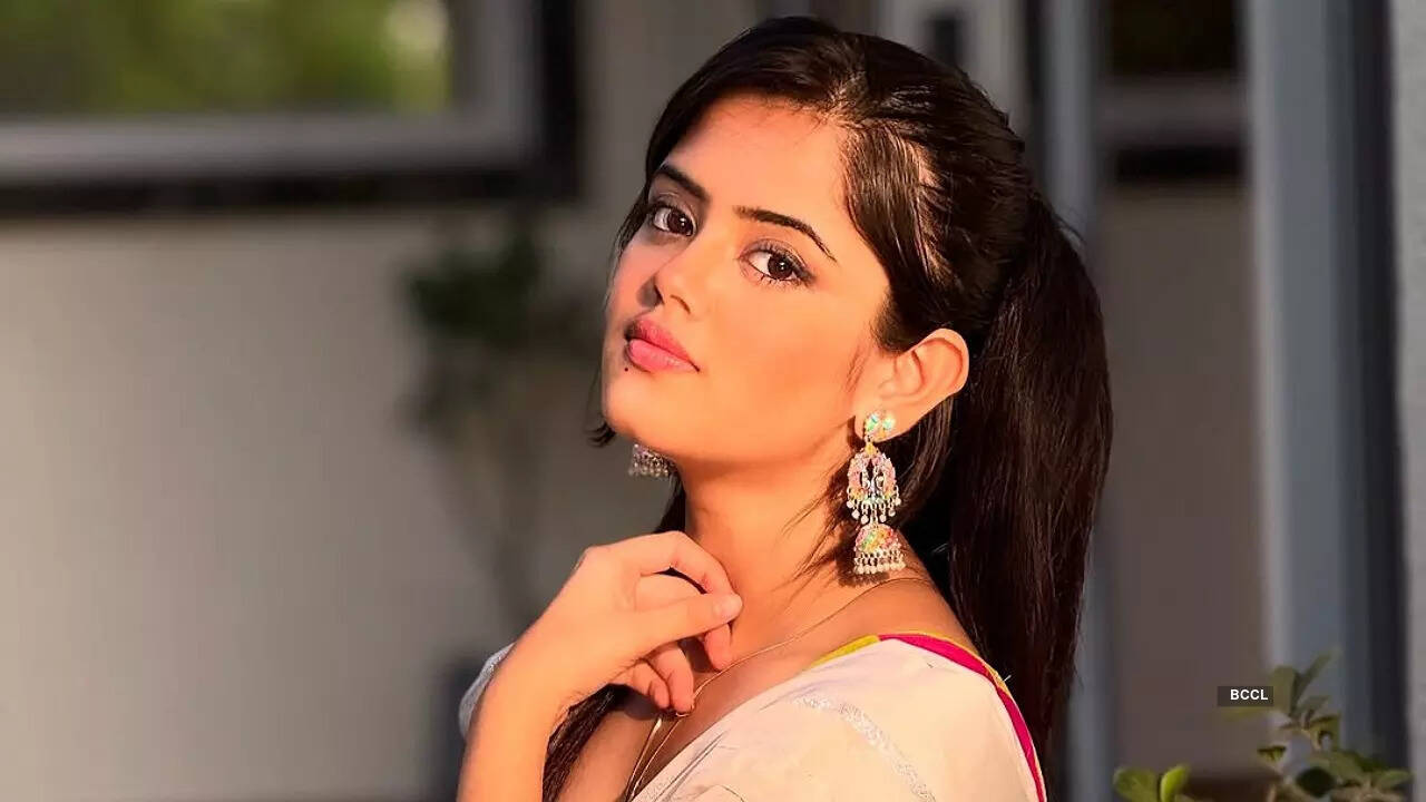 In pics: Actress Ketaki Kulkarni’s timeless looks