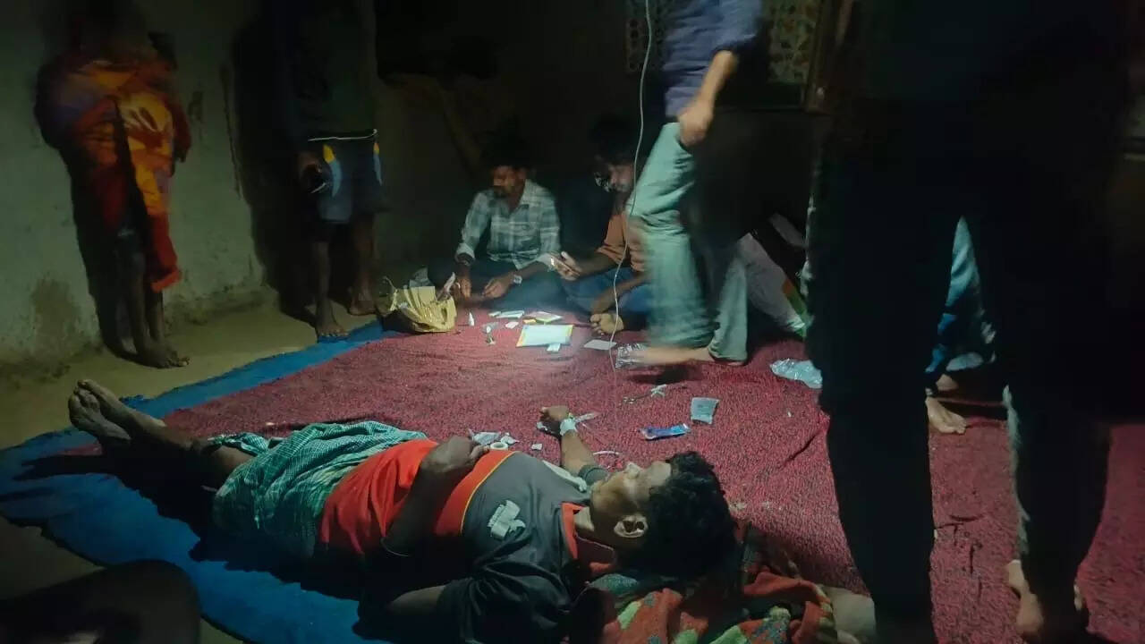 Chhattisgarh: Five dead, over two dozen ill after suspected food poisoning in Bastar's Abujhmarh