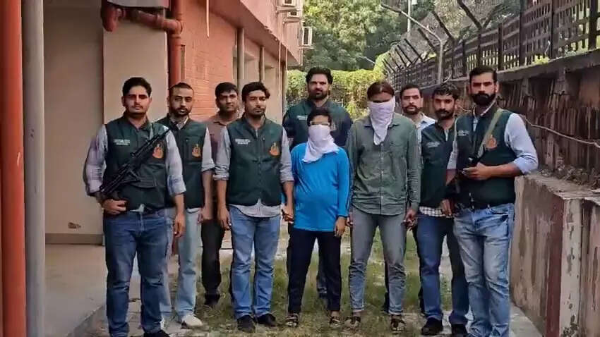 ISIS Group's Diwali Terror Plot Thwarted: Delhi Police Uncovers BIG Network Across Multiple States