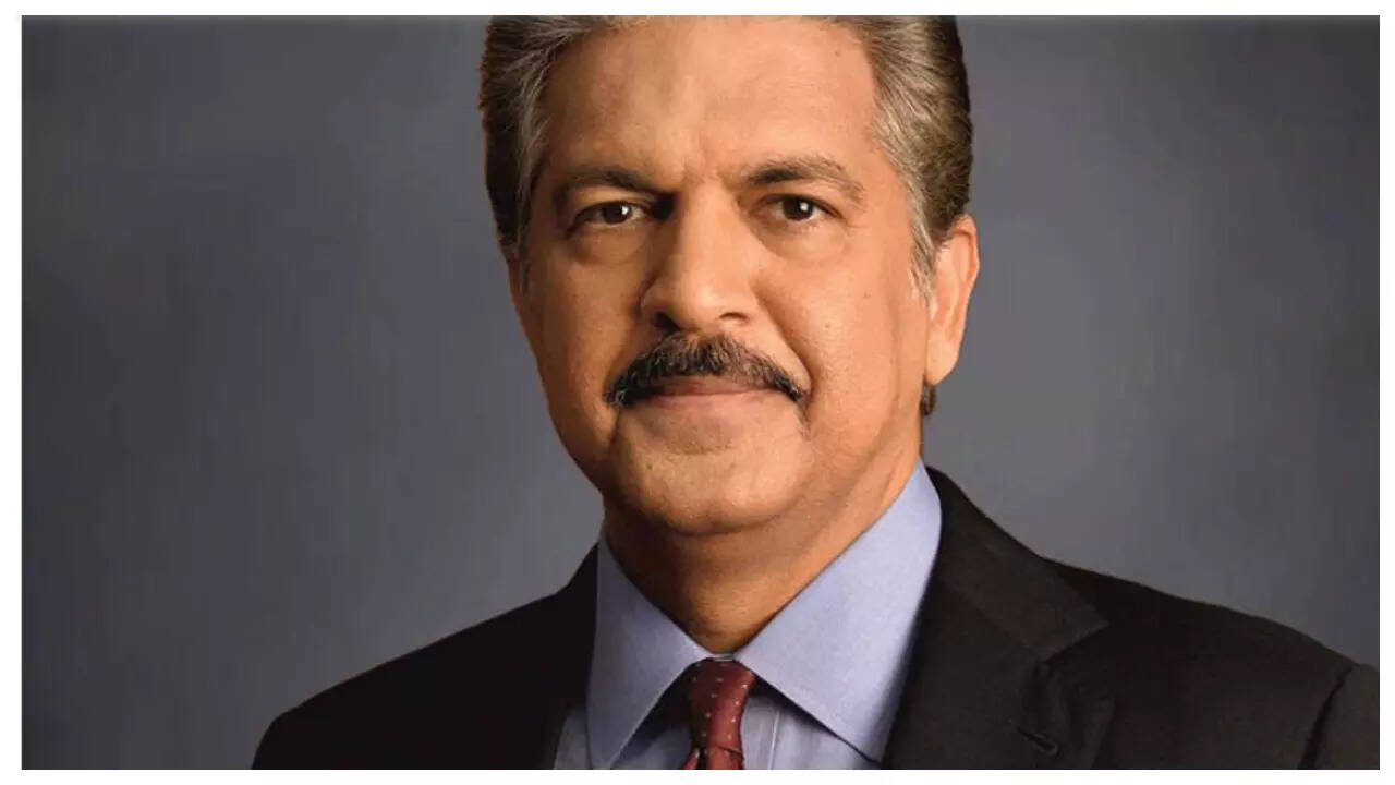 Anand Mahindra's 70-Year Health Mantra: The Central Role of Yoga and Daily Meditation article image