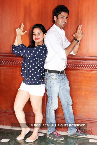 Diyali & Anirudha's photo shoot