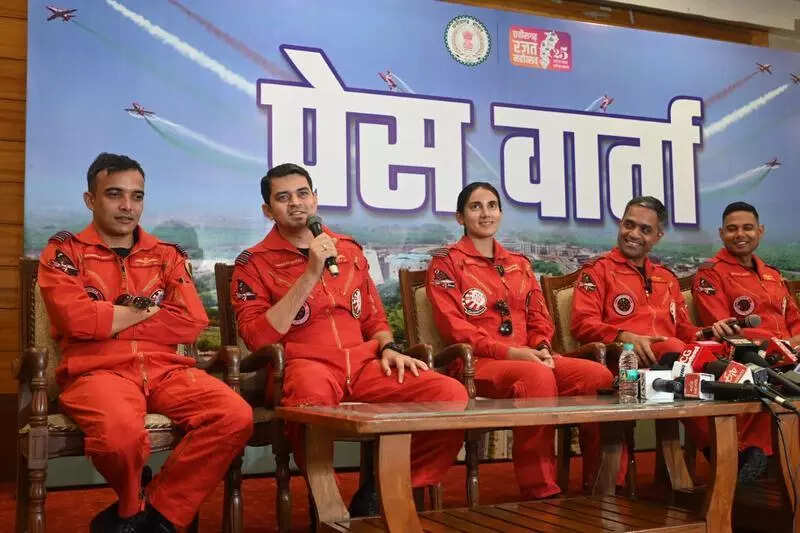 IAF&rsquo;s Suryakiran to paint Raipur skies in tricolour on Nov 4 & 5 in air show