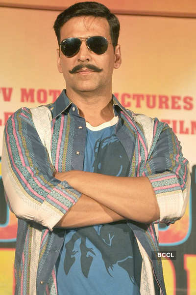 Akshay Kumar at the launch of first look of 'Rowdy Rathore' at Mumbai.