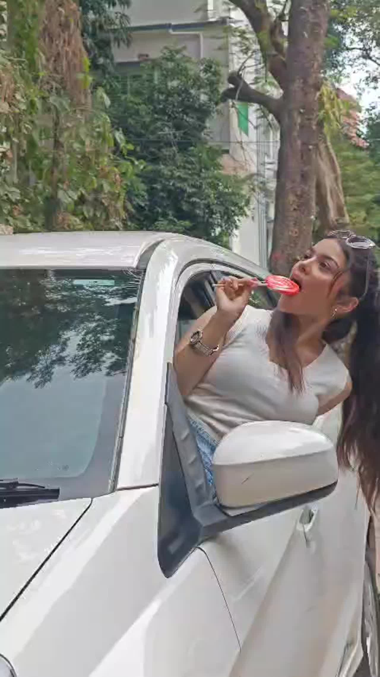 Actress Saina Chatterjee shoots for Calcutta Times