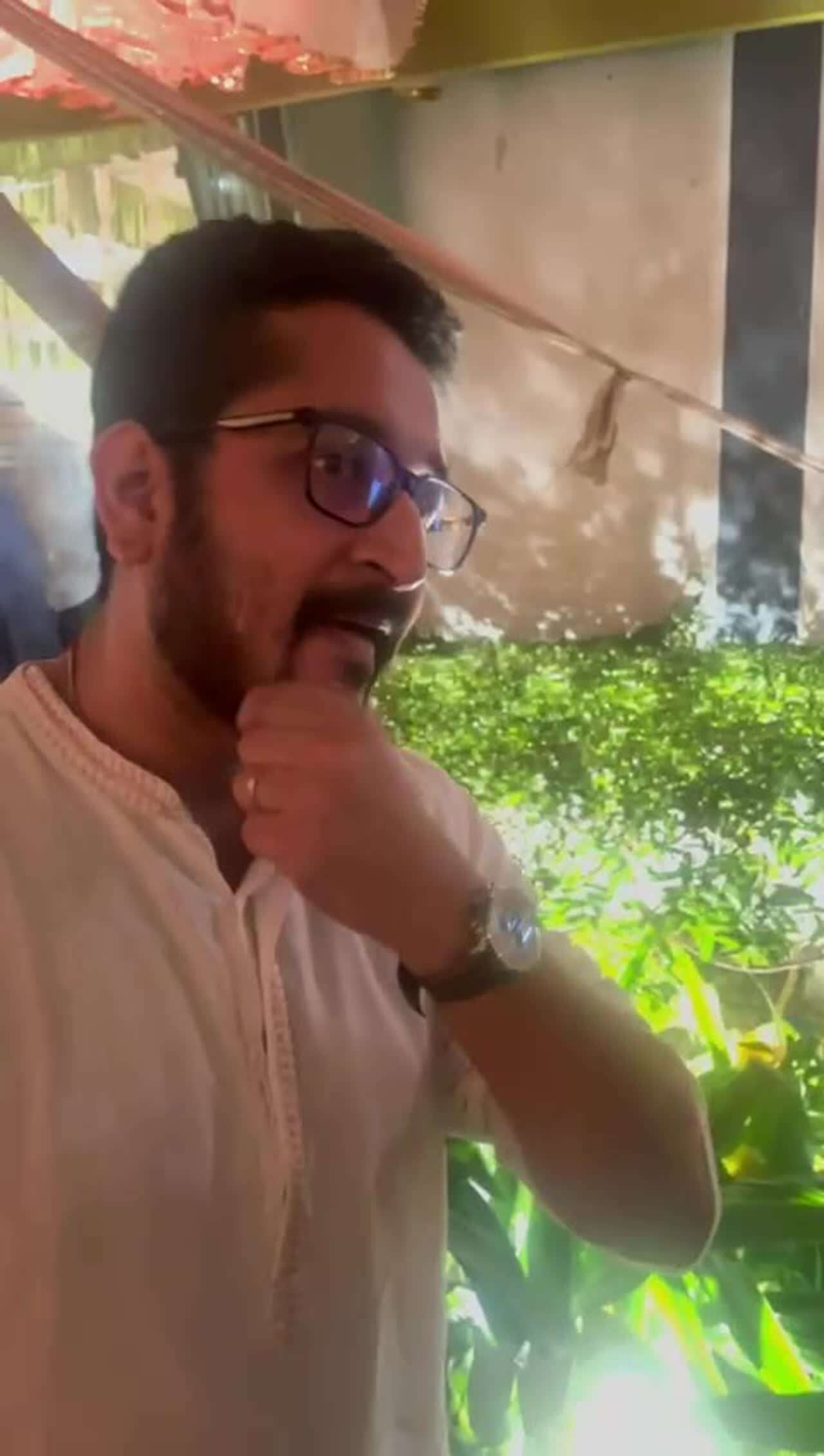 Actor Parambrata Chatterjee spotted at Arindam Sil's house to attend pujo