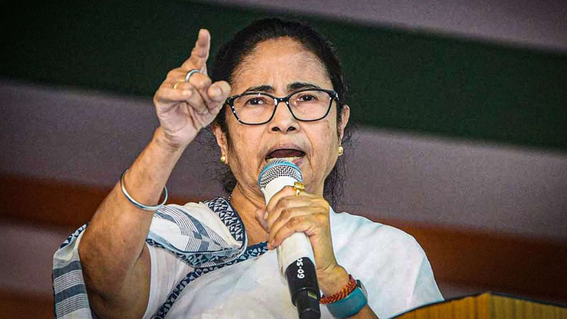 Mamata Banerjee Warns BJP With Nation-Shaking Threat As SIR Battle Erupts In Bengal Ahead Of Polls