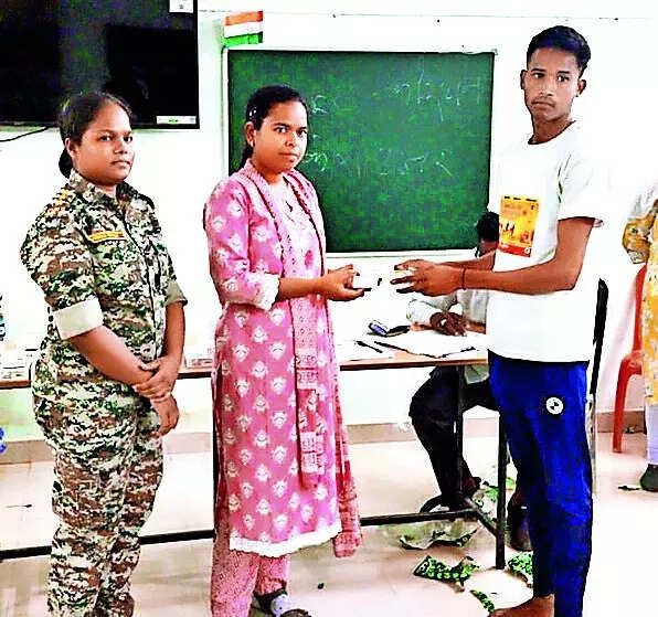 Now, with 5G smartphones, 25 ex-Maoists log into new life in Chhattisgarh