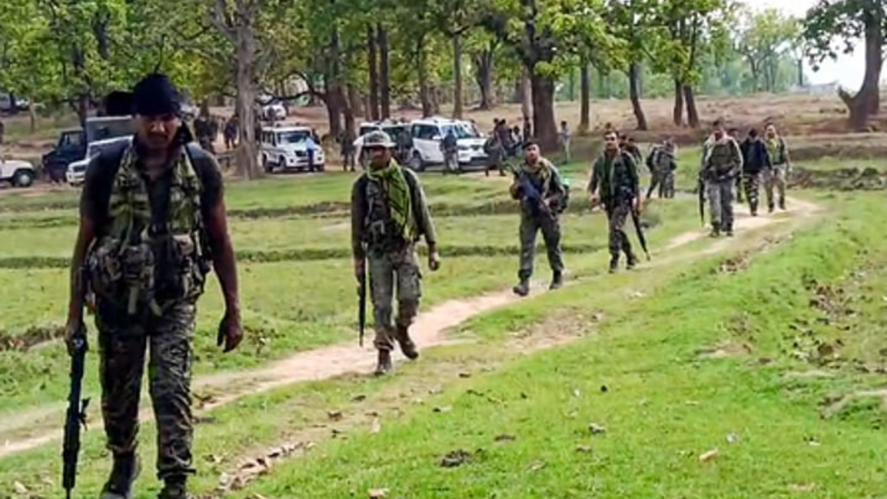 Maoists' 3-state zonal committee offers to surrender by January 1, seeks security guarantees, dignified 'reunification'