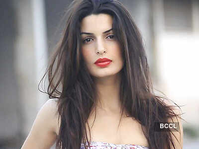 Greek actress is the new Bond girl