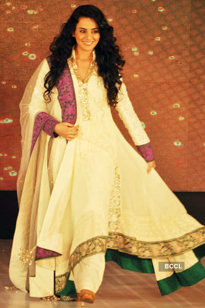 Manish Malhotra's 'Save Girl Child' show