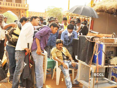 On the Sets: 'Gabbar Singh'