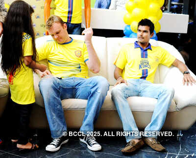 Chennai Super Kings players at practise