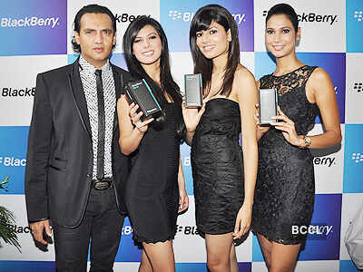 PFMI '12 winners inaugurate BlackBerry store