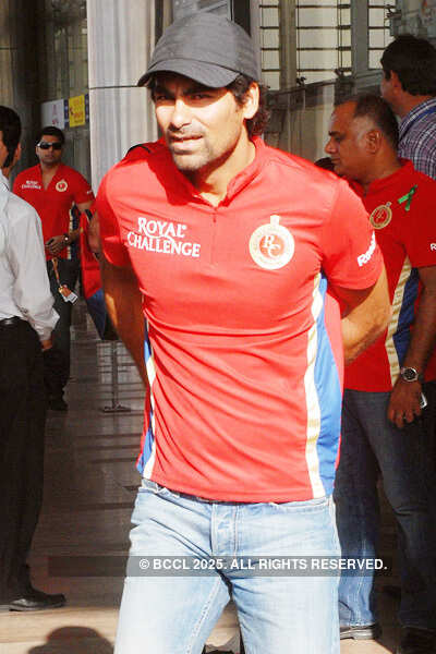 Cricketers at airport