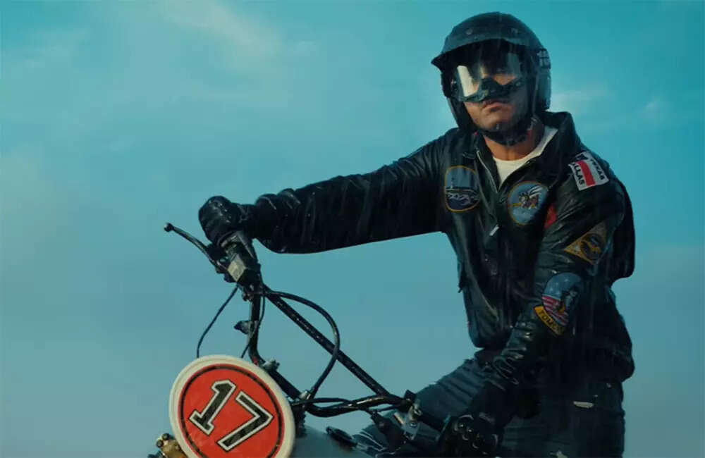 Biker 3