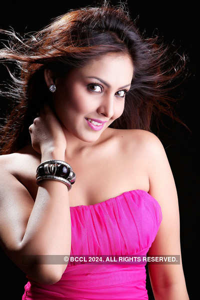 Madhu Shalini's photo shoot