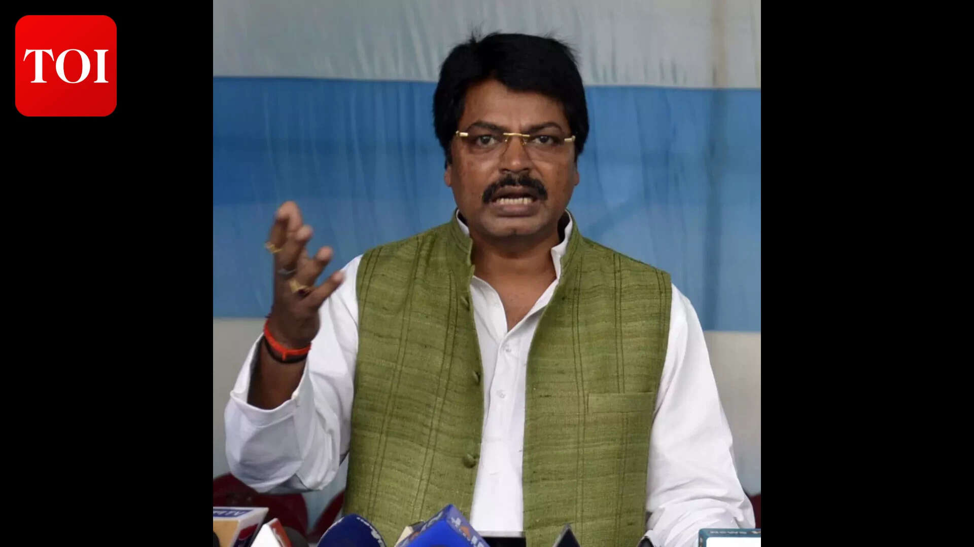 Congress expels senior leader Yogendra Saw for criticizing CM Soren; Accuses govt of land compensation injustice