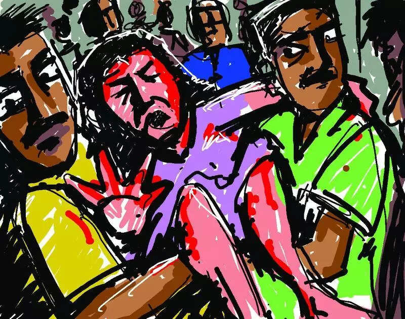 2 dead, 2 hurt as car hits tractor in Anuppur