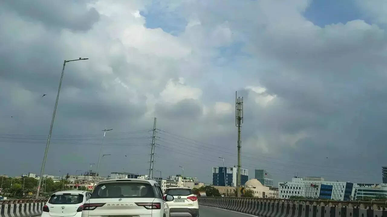 Gurgaon records cleanest air in five months, AQI turns &lsquo;satisfactory&rsquo;