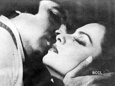 Rekha, Jaya come face-to-face in RS