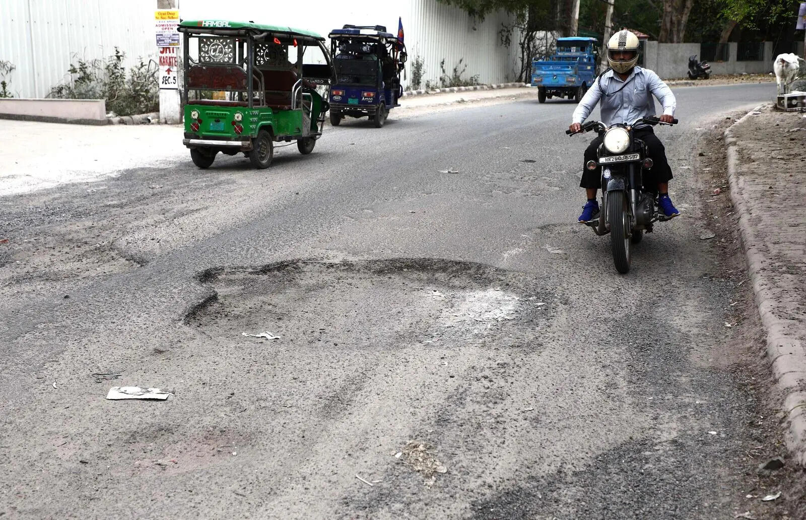 Revamp for key service lanes to ease traffic flow at chokepoints in Gurgaon
