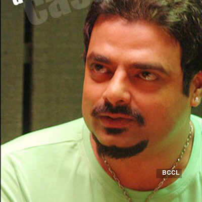 Gulaal actor Abhimanyu Singh attacked