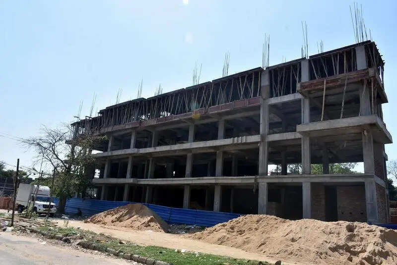 JRERA imposes 83.5L penalty on 77 builders over report delay