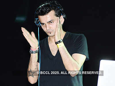 Fatboy Slim live @ HUDA Grounds