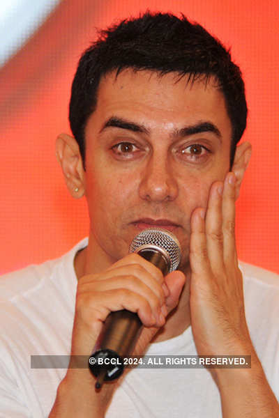 Sometimes films and even ads make me cry: Aamir Khan