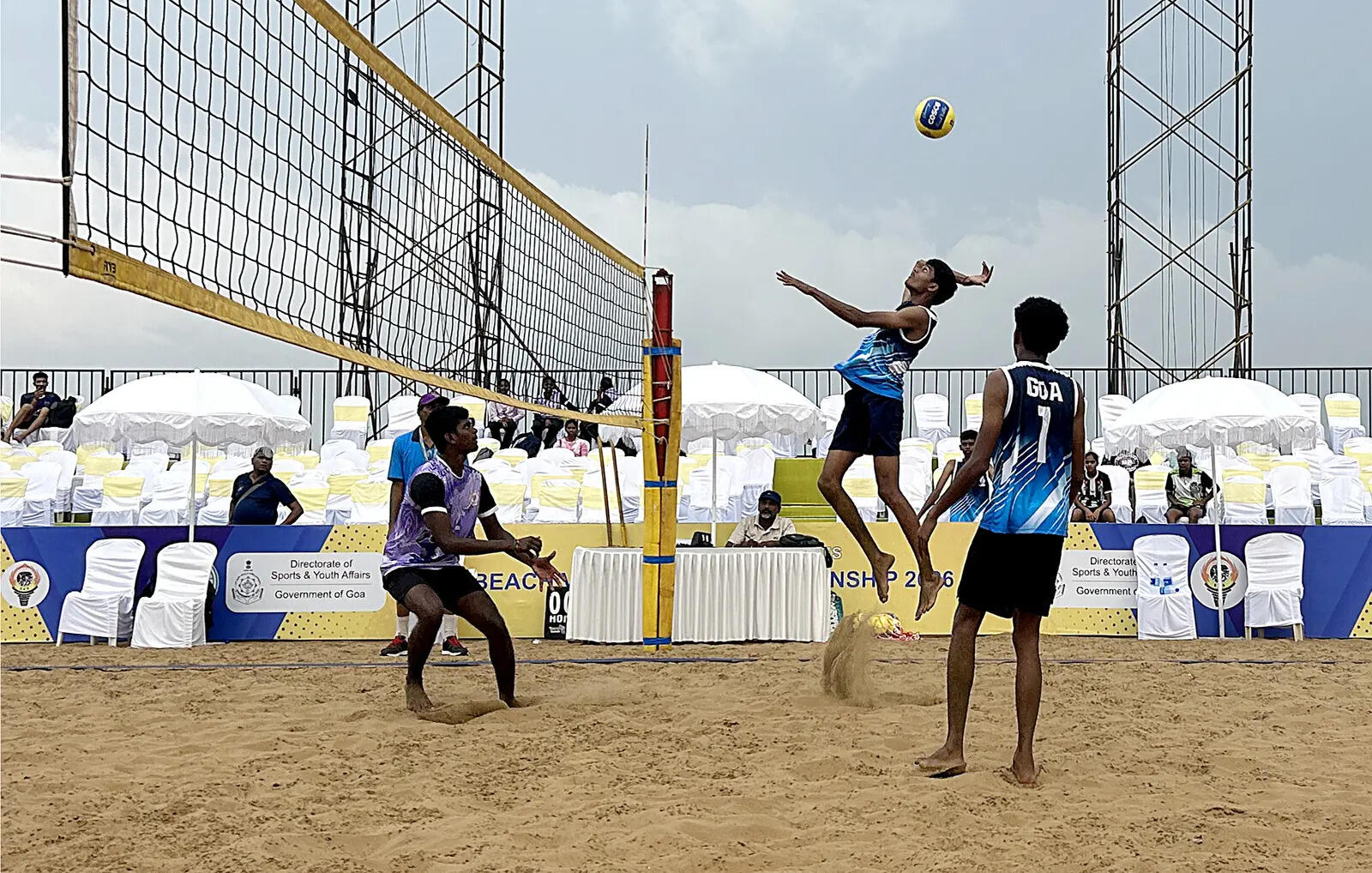 Beach v&rsquo;ball: Bright start for Goa, boys book quarters spot