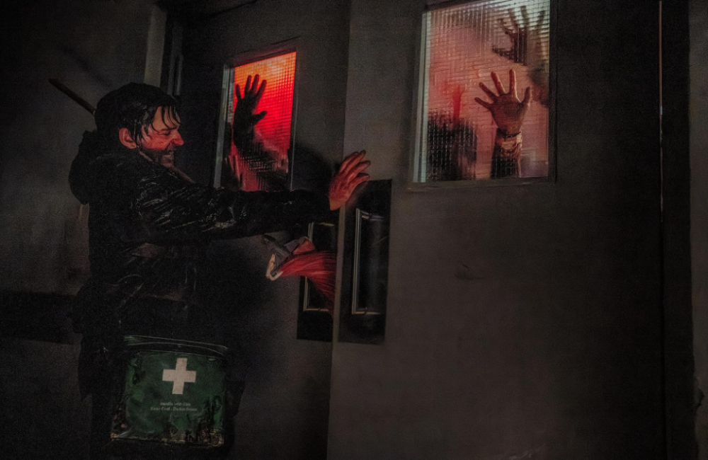 resident 2