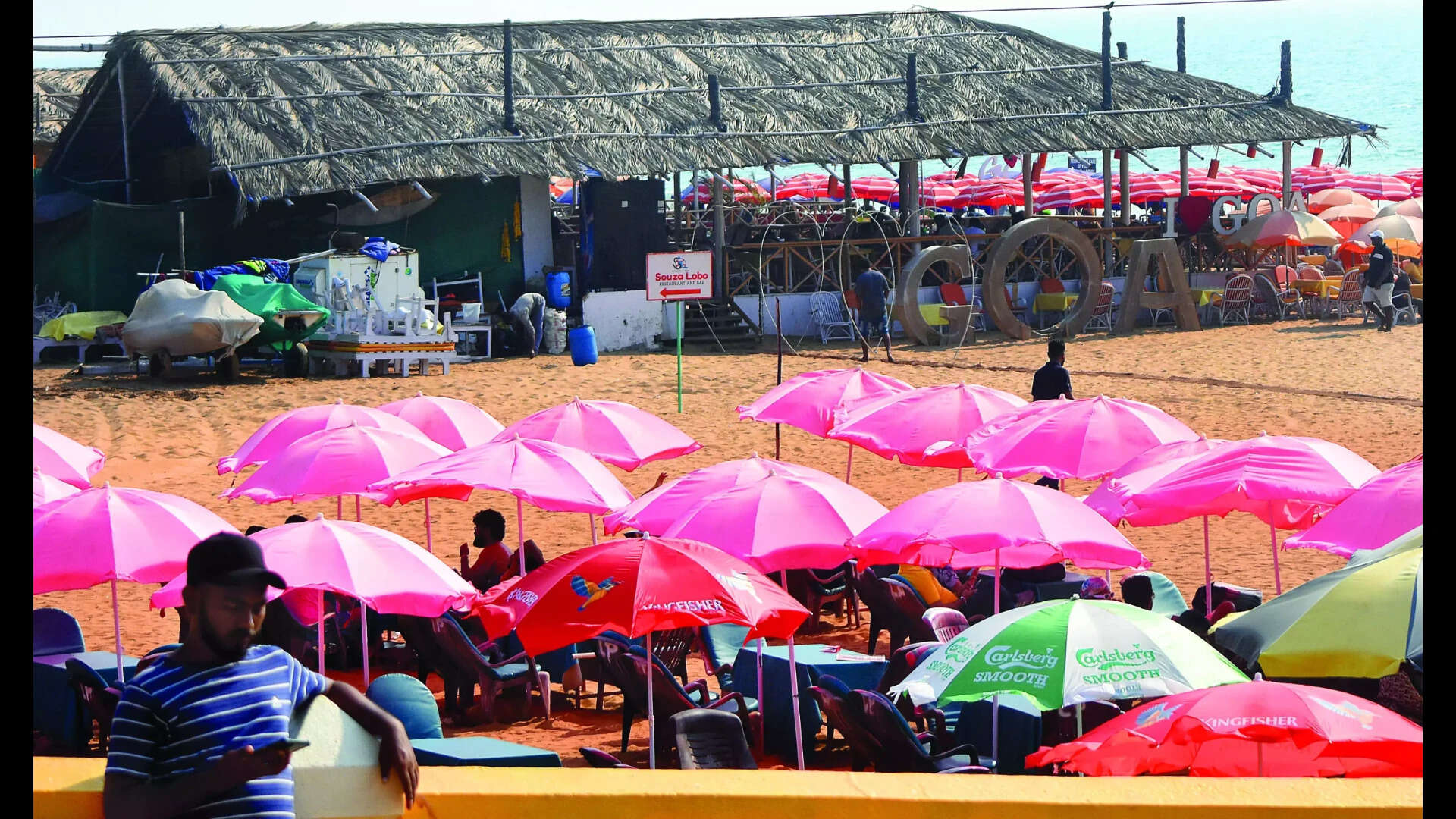 Subletting beach shacks hurts business, say owners