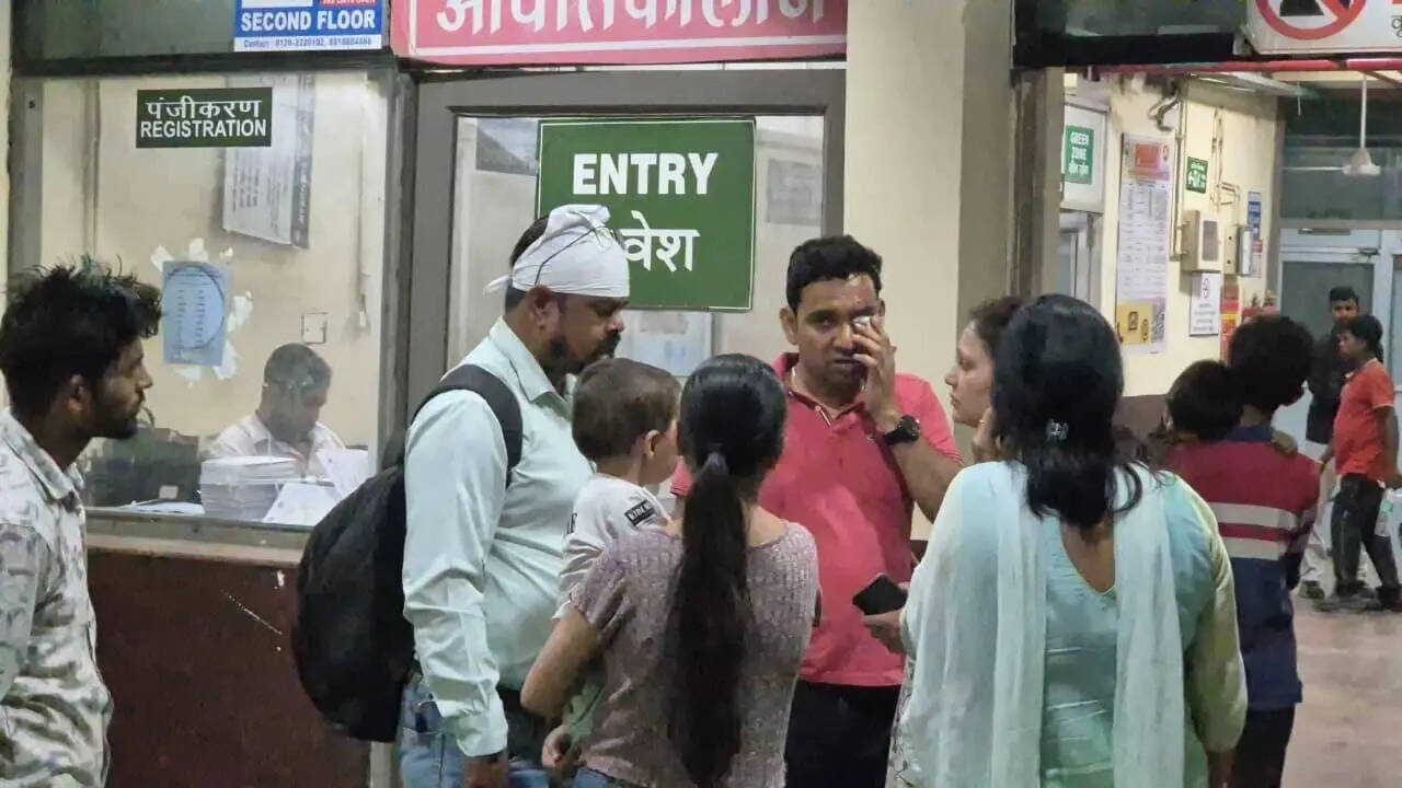 Bank staffer shot at outside home in Gurugram, suffers eye injury