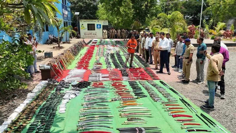 4,796 sharp weapons seized in Nanded, cops say largest single-day arms haul in Maharashtra