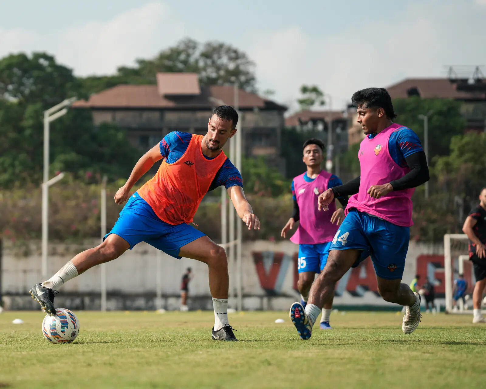 ISL: FC Goa look to halt Bagan&rsquo;s march