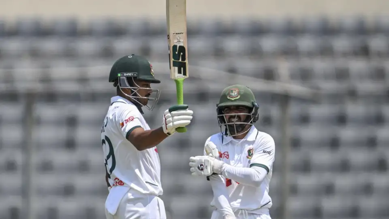 BAN vs PAK Live: Azan Awais and Abdullah Fazal steady Pakistan innings