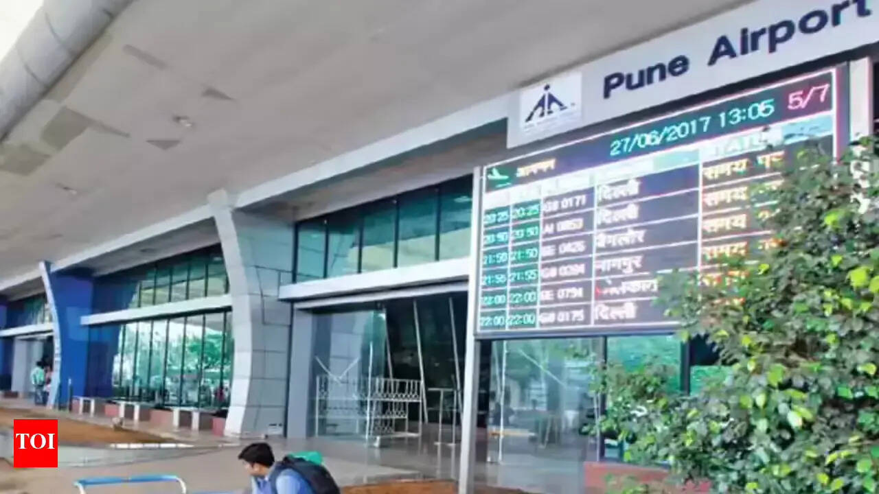 Smugglers strike gold in hydroponic weed at Pune airport