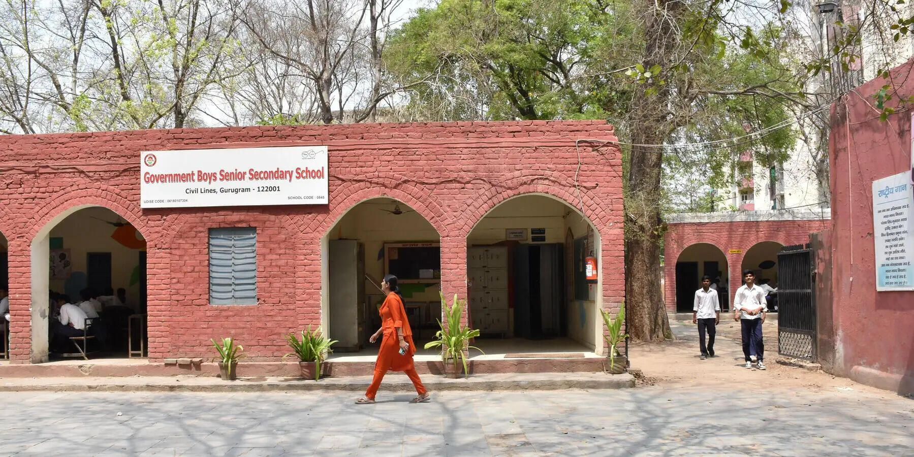 School shrinks for new hospital, revamp plan stuck in files