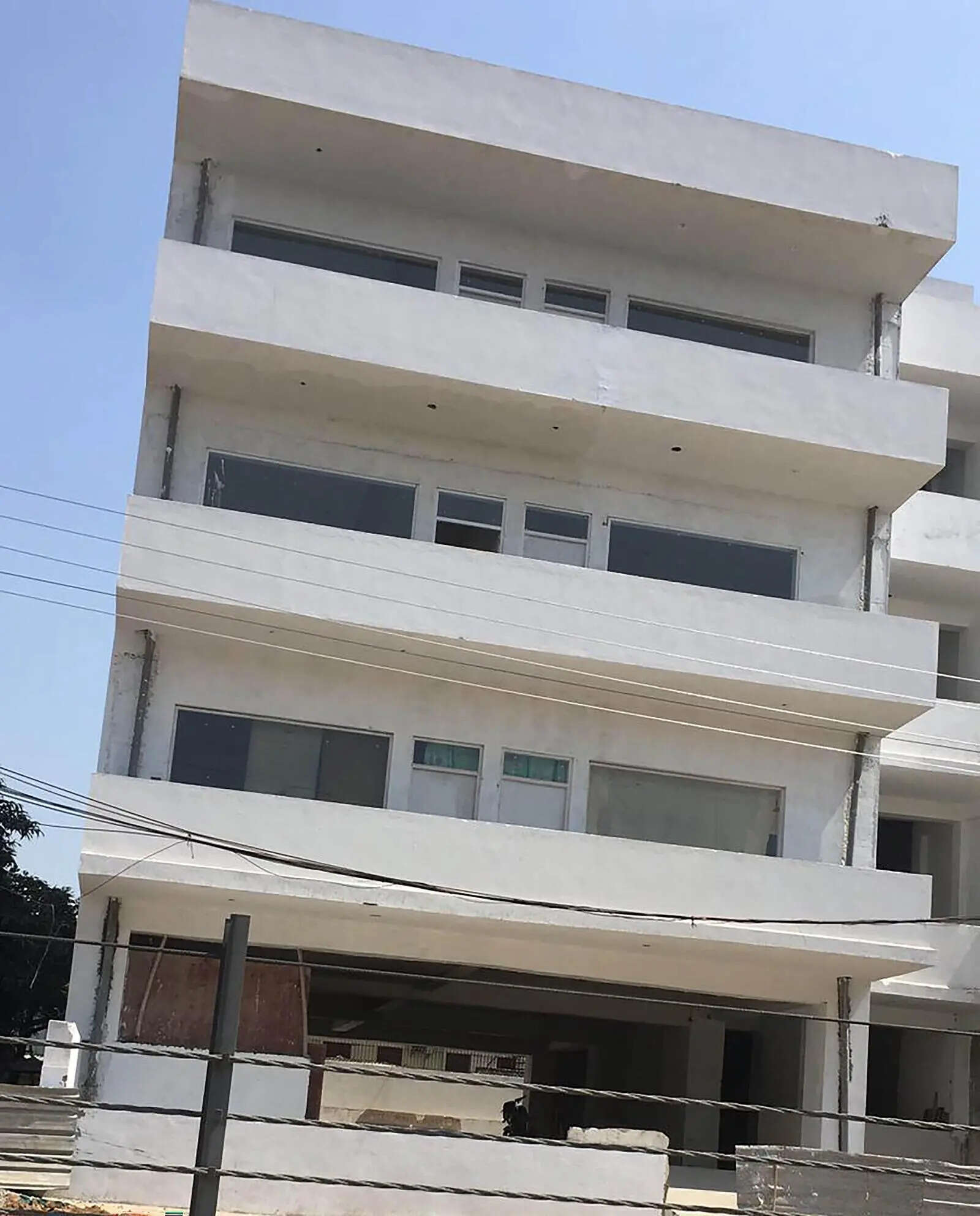 1k+ homes flout stilt parking norms in Gurgaon, DLF phases top list