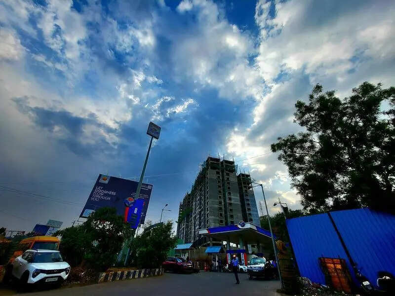Pune sizzles at 43.8&deg;C, its hottest ever May day