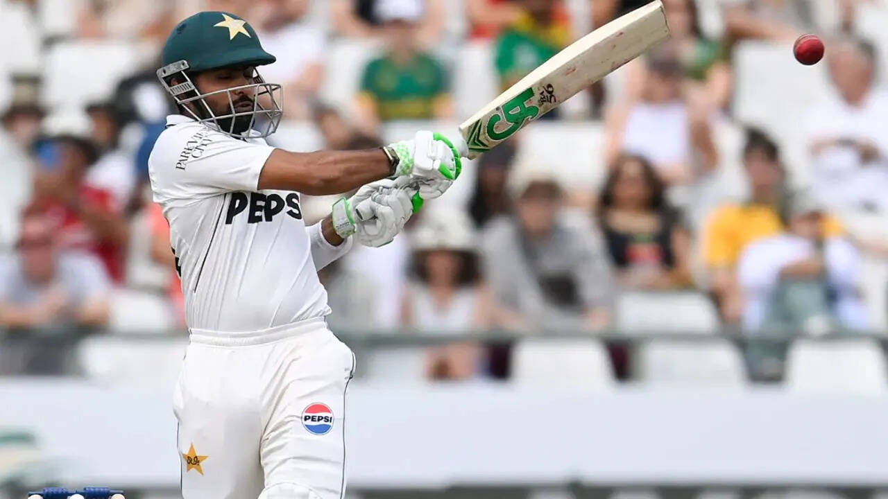 BAN vs PAK Live: Bangladesh take 46-run first-innings lead after bowling out Pakistan for 232