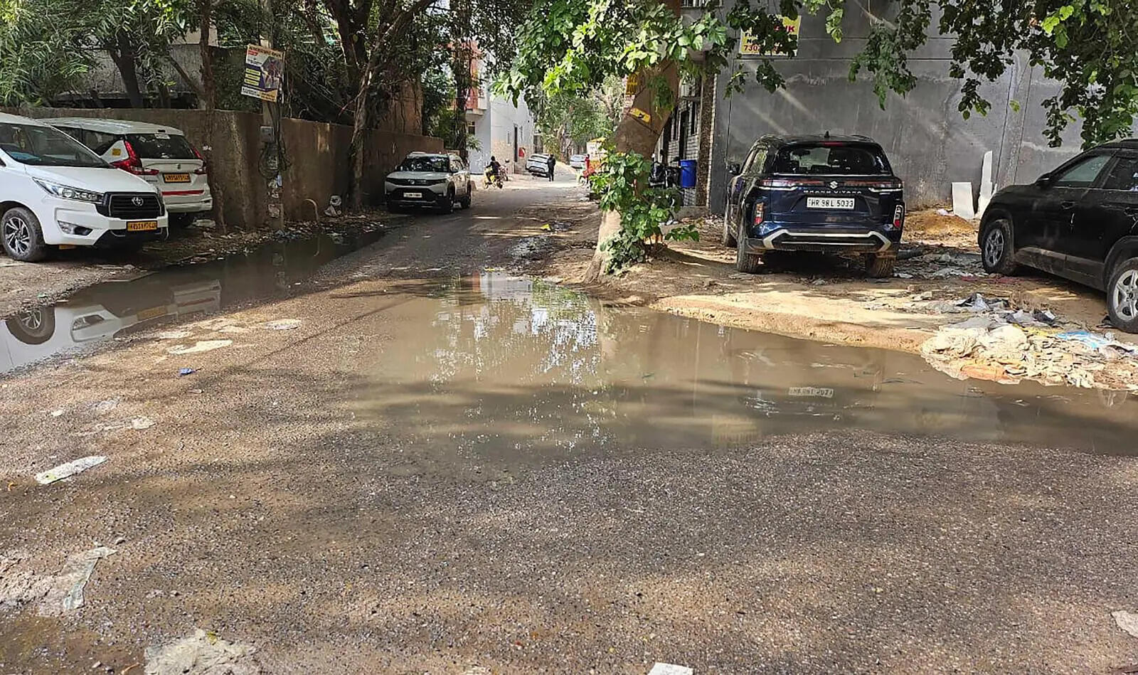 Temporary fixes fail, sewage still floods key roads in Sushant Lok-1