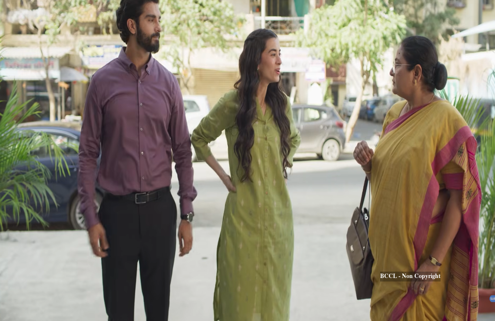 Who's Your Gynac? Season 2 Review: Saba Azad anchors this light-hearted ...