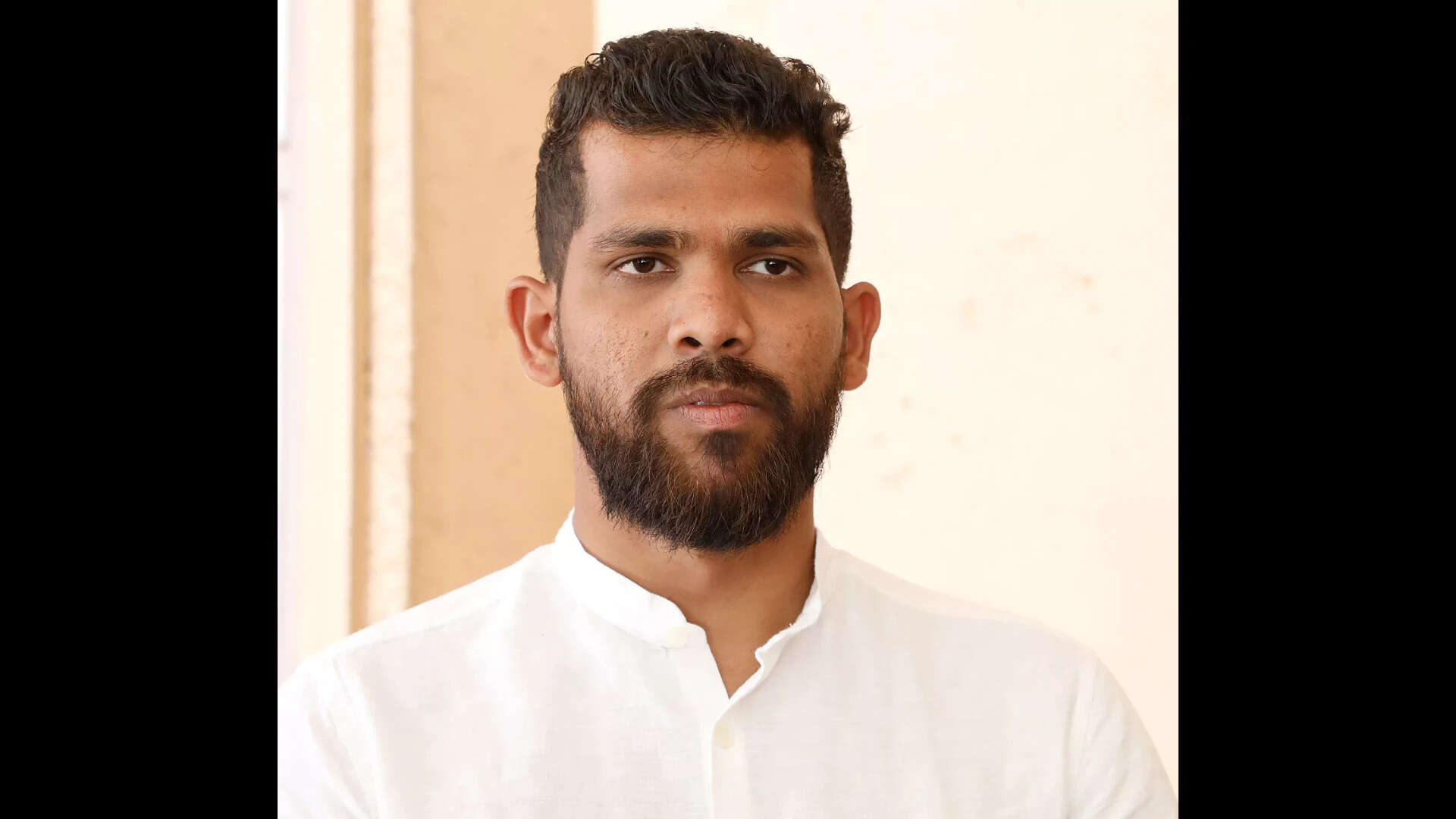 Hoping Borkar stays, says Parab, as MLA skips meet