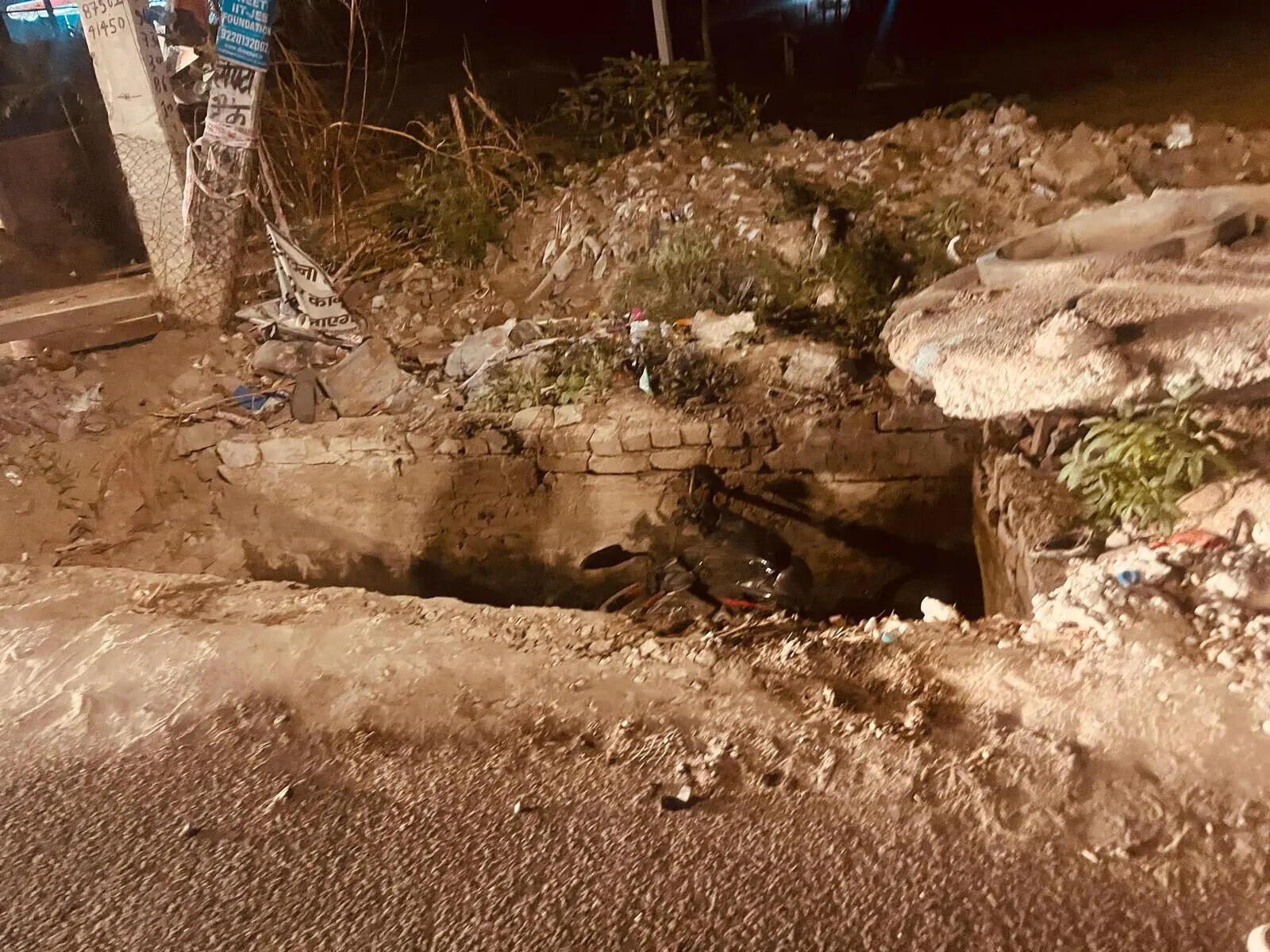 Bike falls into drain left open for a month in Gurgaon, 2 injured