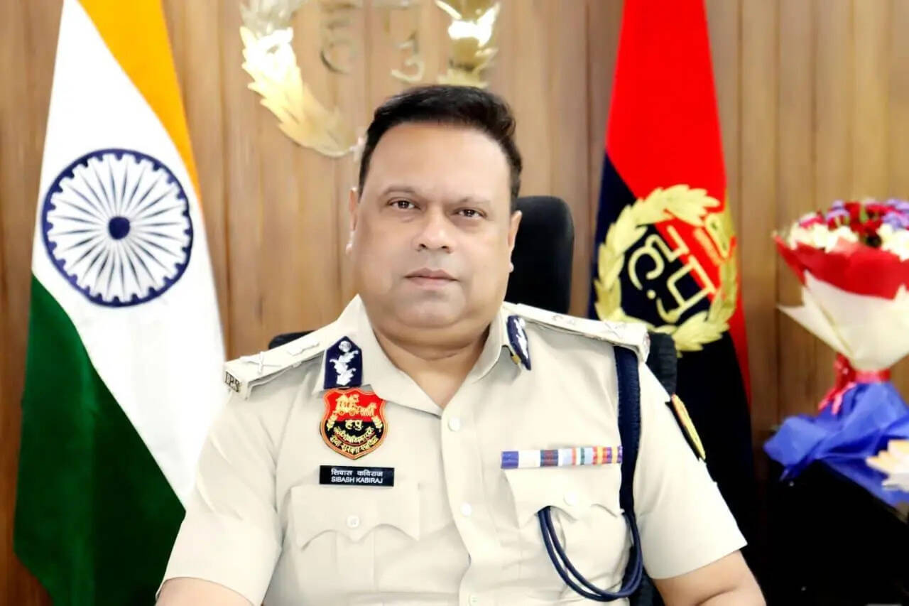 New Gurgaon police chief wants to promote carpooling to ease traffic problem