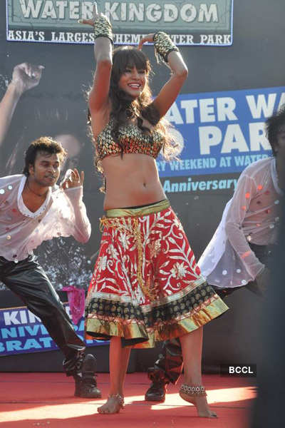 Veena Malik @ Water Kingdom